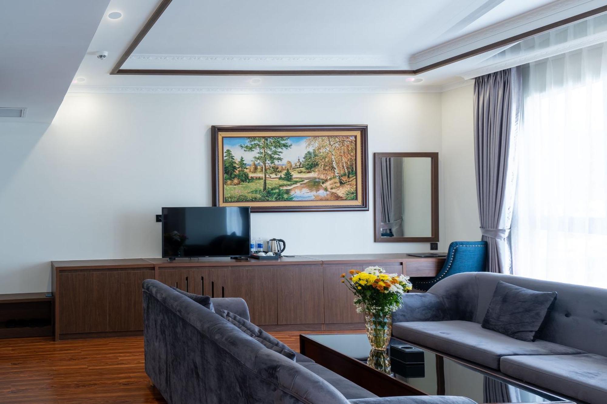 Xuan Thanh Luxury Hotel Hạ Long Exterior foto